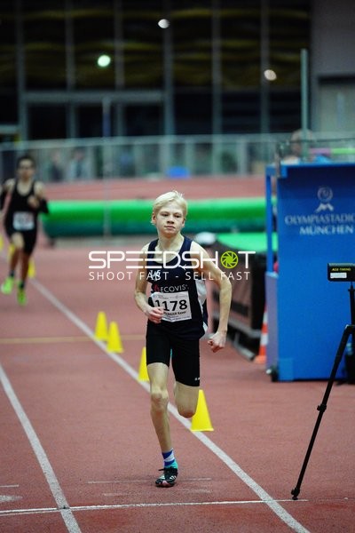 Läufer mit Startnummer 1178 in Aktion