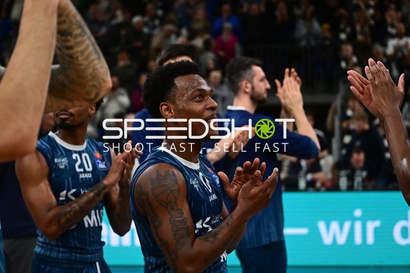 Jubel mit DJ Horne (0; MLP Academics Heidelberg)