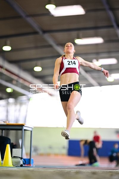 Wulfert Ronja (214; LTV Bad Dürkheim) beim Sprung