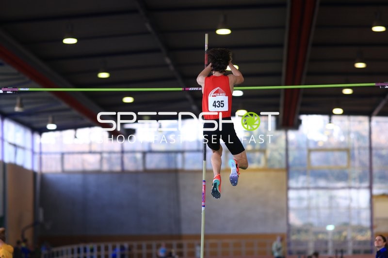 435; USC Mainz beim Stabhochsprung