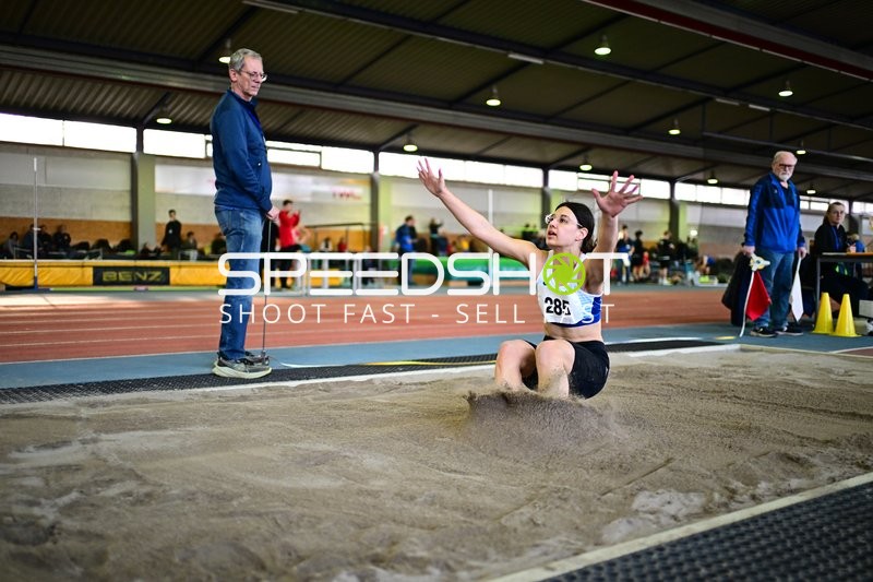 Weber Antonia (285; LG Idar-Oberstein) im Weitsprung