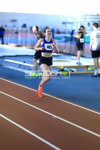 Läuferin mit Startnummer 483