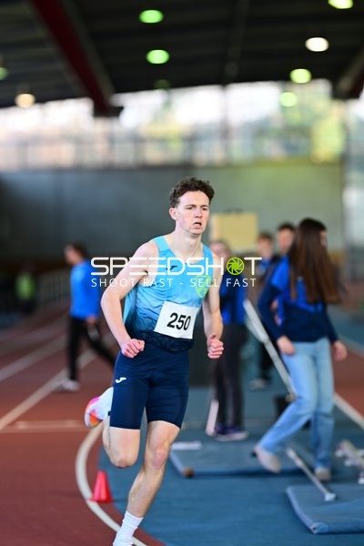 Leichtathlet mit Startnummer 250