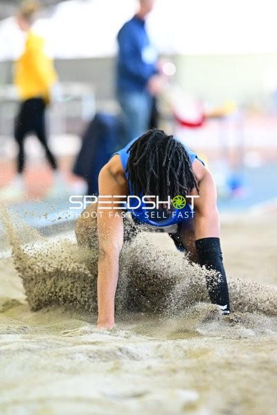 Weitsprung-Landung von Zavala Renzo (394; USC Mainz)