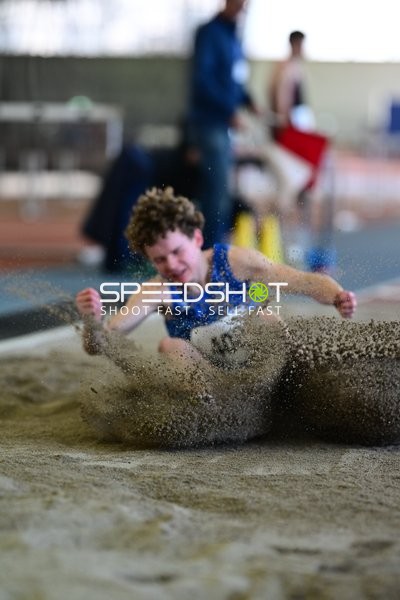 Weitsprung-Landung von Lepper Klaus (247; VfL Eppelsheim)