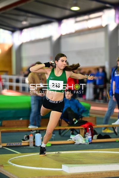 Braun Lea (243; LCO Edenkoben) stößt Kugel