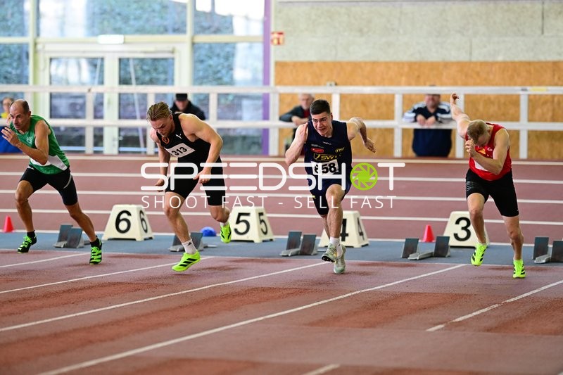 Sprintstart mit 261; USC Mainz, 43; USC Mainz und 58; USC Mainz