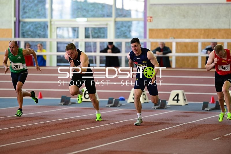 Sprintstart mit 261; LG Rhein-Wied und Leitz Florian (858; Post-Sportverein Trier)