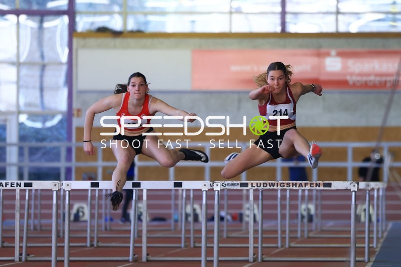 Hürdenlauf mit 214; LG Rhein-Wied und Schmitt Amelie (468; LG Rhein-Wied)