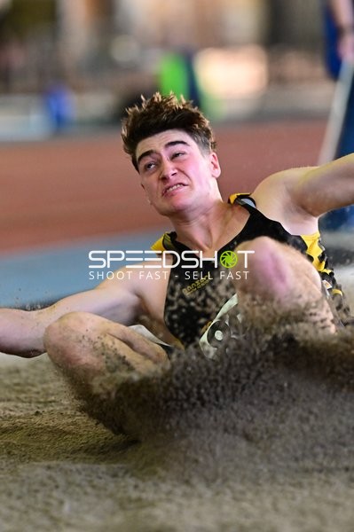 Weitsprung-Landung von Burkart Liam (851; TSV Speyer)