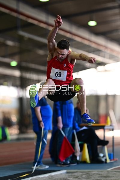 Giese Thomas (69; TV Abenheim) im Weitsprung