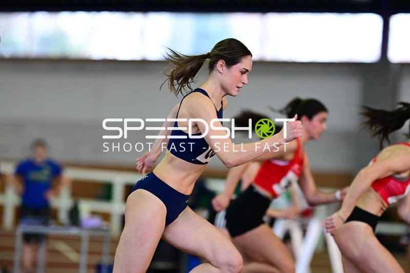 Sonnenberg Greta (866; Post-Sportverein Trier) sprintet in Aktion