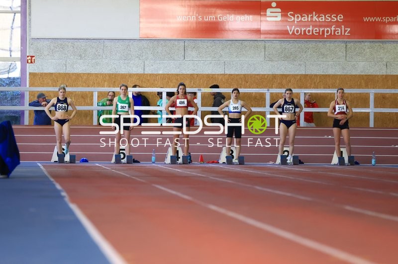 Startaufstellung bei LM Leichtathletik
