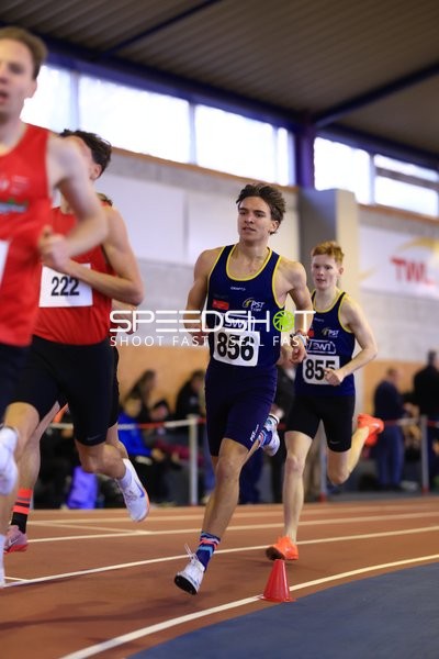 Läufer bei Rheinland-Pfalz Hallenmeisterschaften