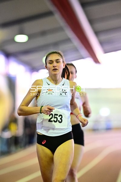 Läuferin Eckhardt Lara Elea (253; LAC Frankenthal) in Aktion