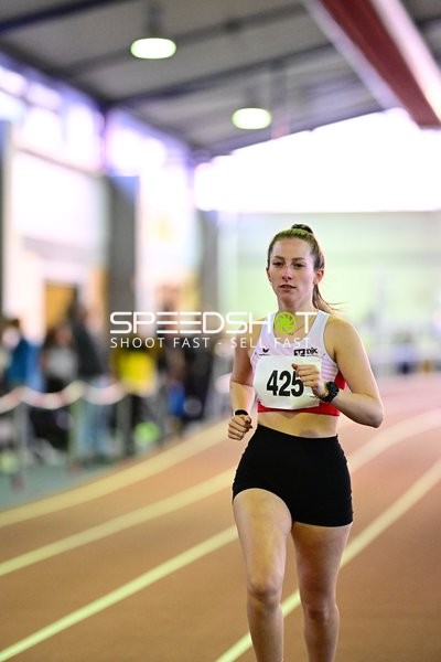 Van Beek Verena (425; DJK Ochtendung) in Aktion