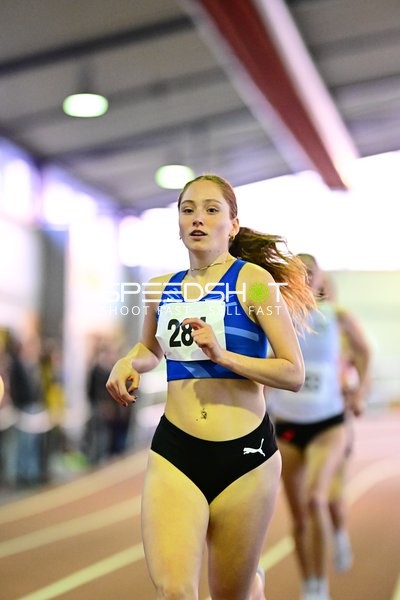 Leichtathletin 28; LG Region Karlsruhe in Aktion