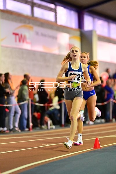 Leichtathletin 122; LG Region Karlsruhe in Aktion