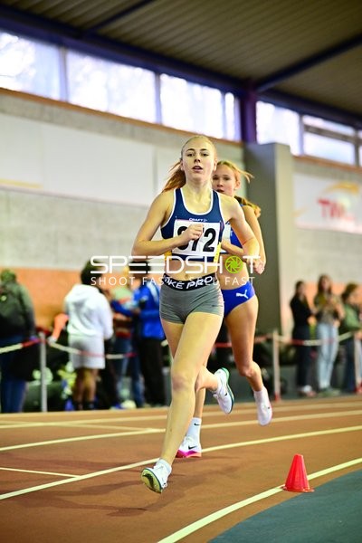 Leichtathletin 12; LG Region Karlsruhe in Aktion