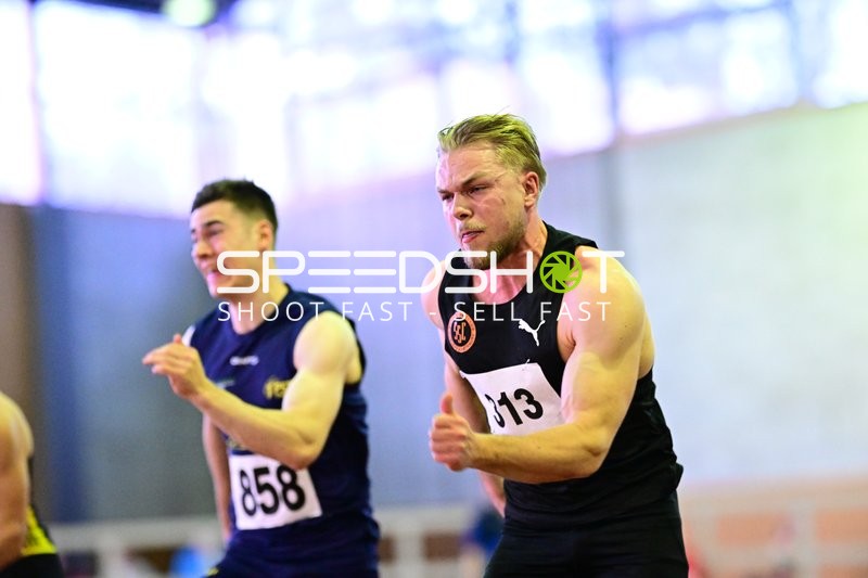 Sprintduell zwischen Hohmann Tobias (313; SSC Koblenz-Karthause) und Leitz Florian (858; Post-Sportverein Trier)