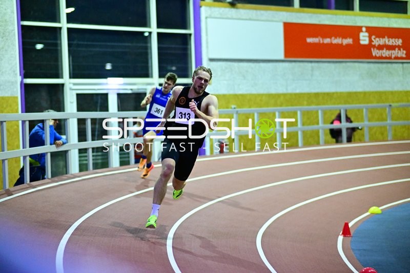 Sprintduell zwischen 313; TV Nussdorf und 361; TV Nussdorf