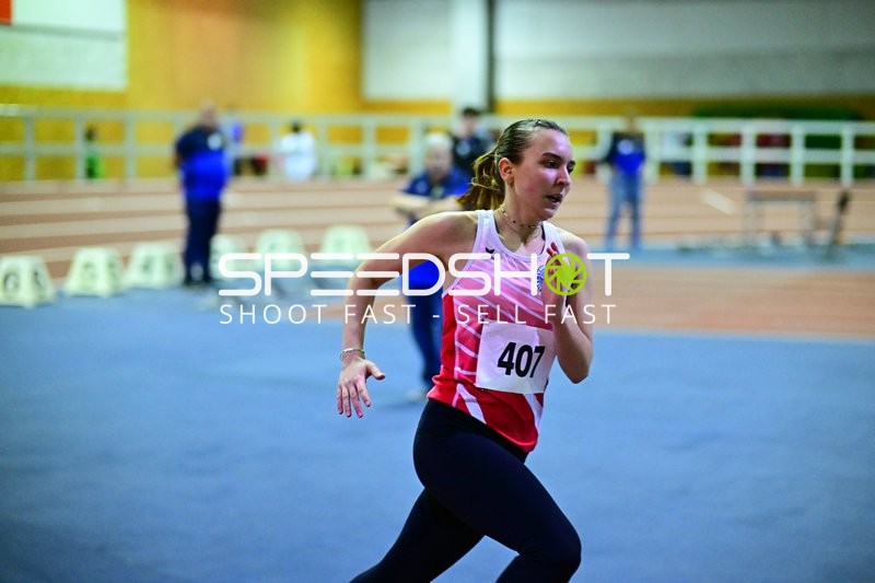 Reis Elisa (#407) sprintet