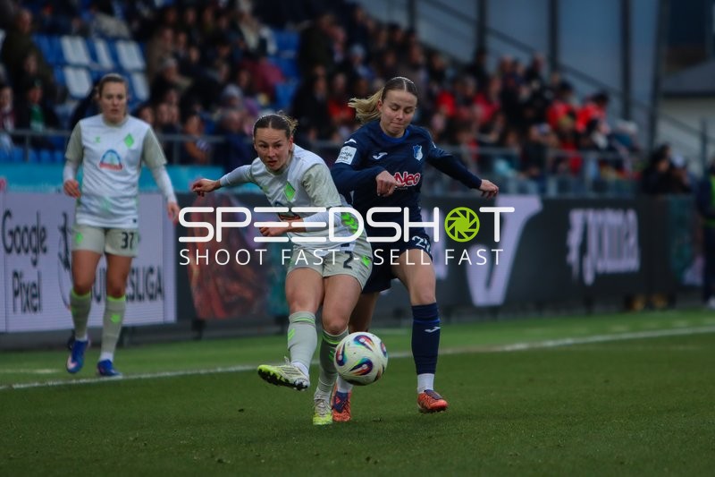 Zweikampf um den Ball