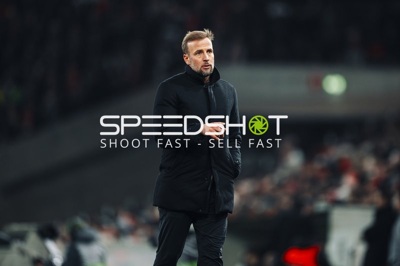 Trainer gibt Anweisungen