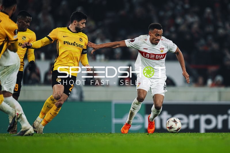 Spielszene mit Ballbesitz