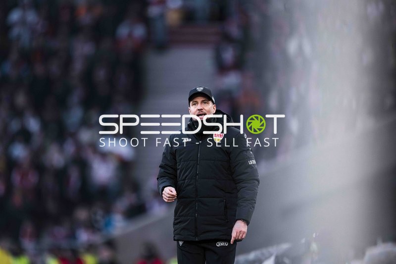 Trainer an der Seitenlinie