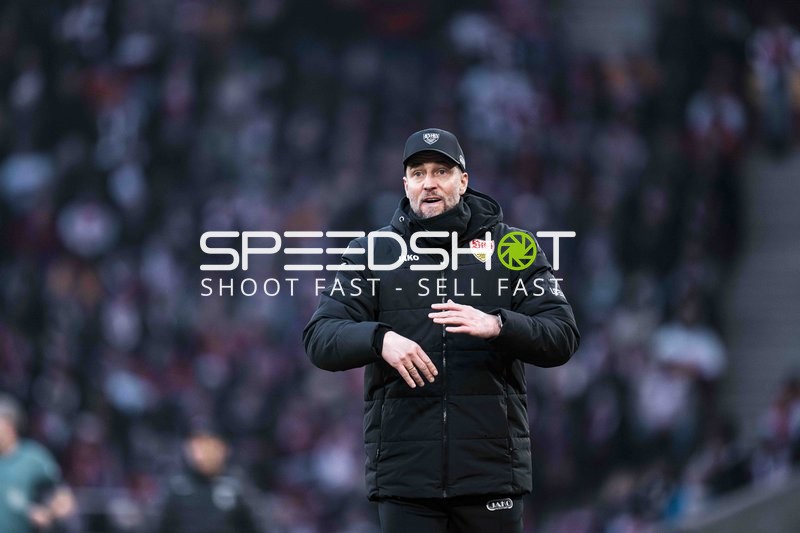 Trainer an der Seitenlinie