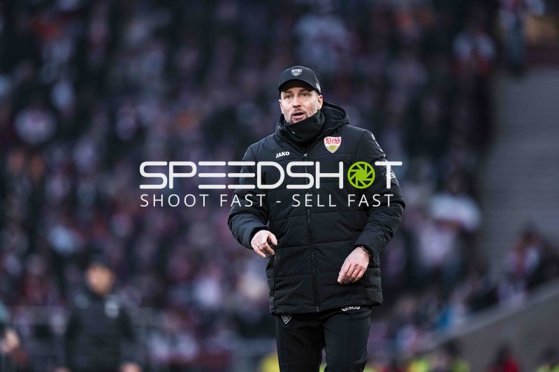 Trainer an der Seitenlinie