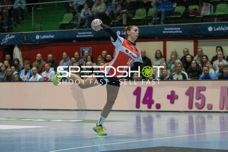 Ona Vegue (14; HSG Blomberg-Lippe) in Aktion