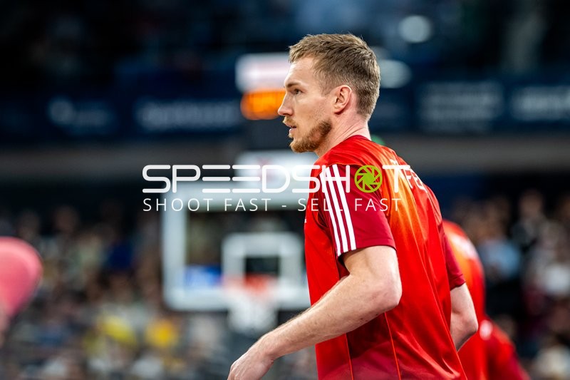 Szene mit 5; MLP Academics Heidelberg