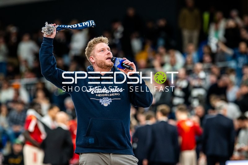 easyCredit BBL: Moderation im SNP-Dome