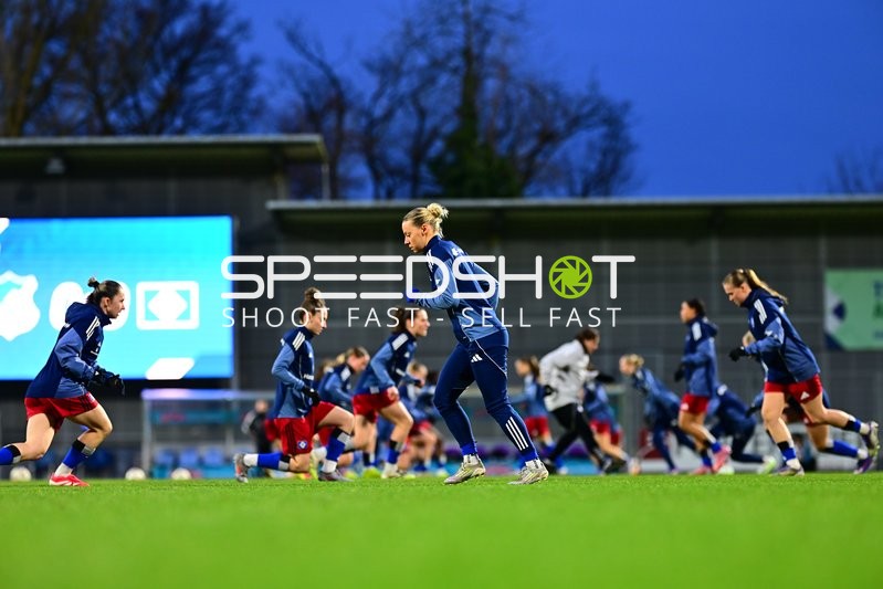 Aufwärmen vor Spiel