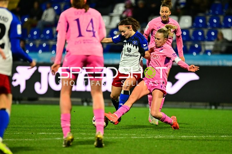 Zweikampf um den Ball