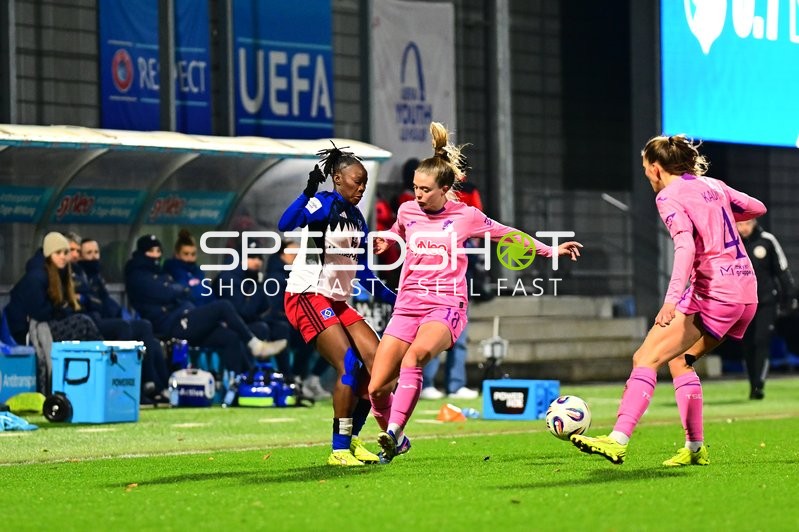 Zweikampf um den Ball