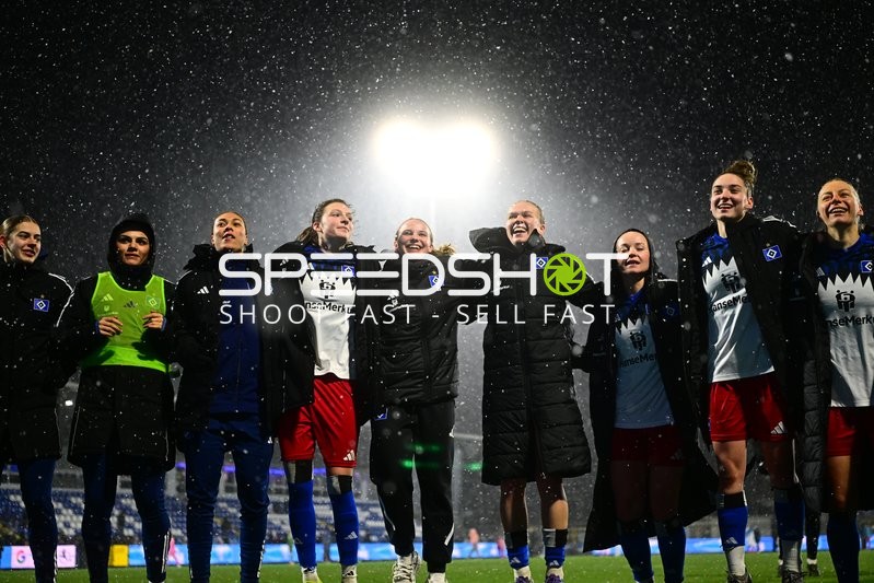 Spielerinnen von Hamburger SV feiern