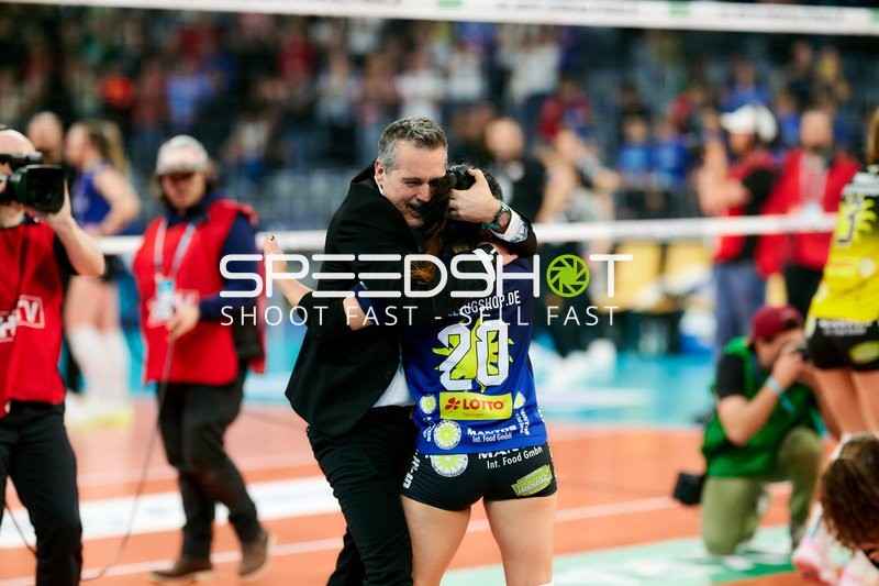 Spielszene mit Marie Steinhilber (20; Allianz MTV Stuttgart)