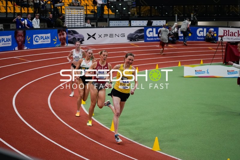 Burkard Elena führt Rennen