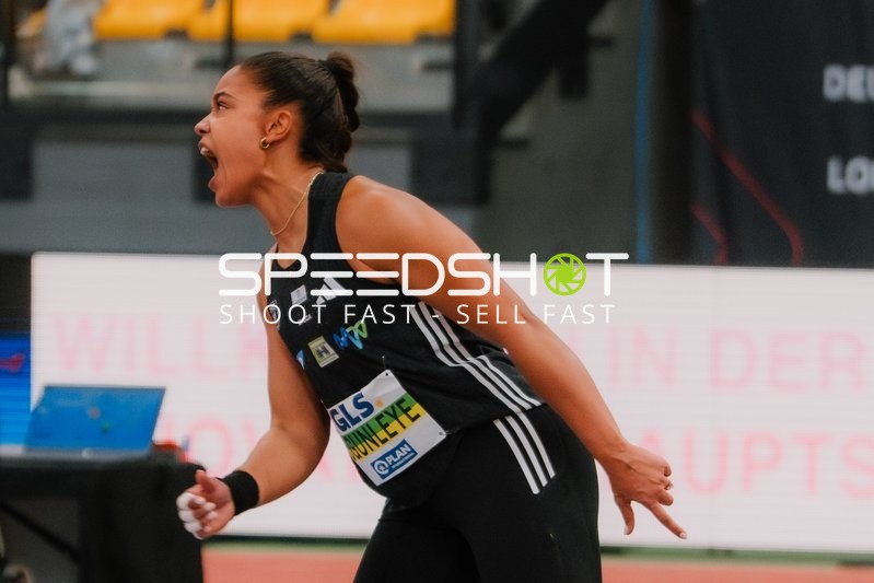 Munceye jubelt in Dortmund