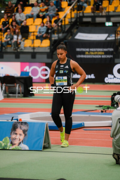 Athletin Ogunleye fokussiert