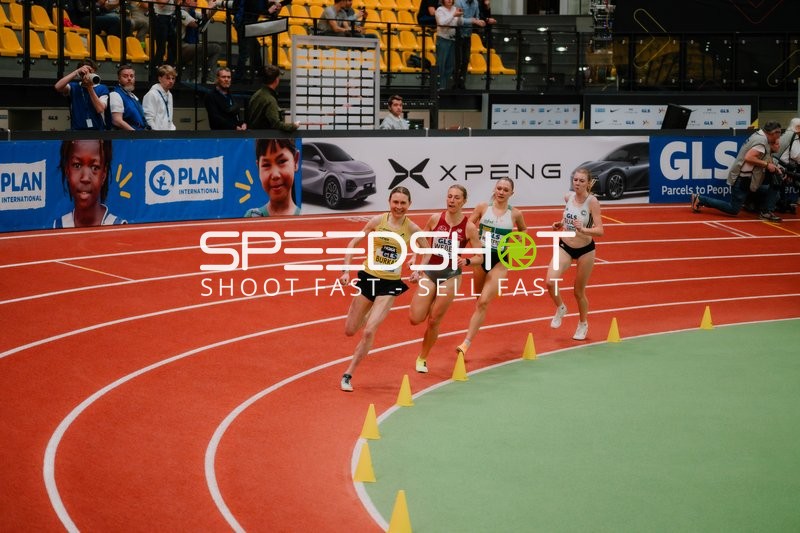 Burkard Elena führt Rennen