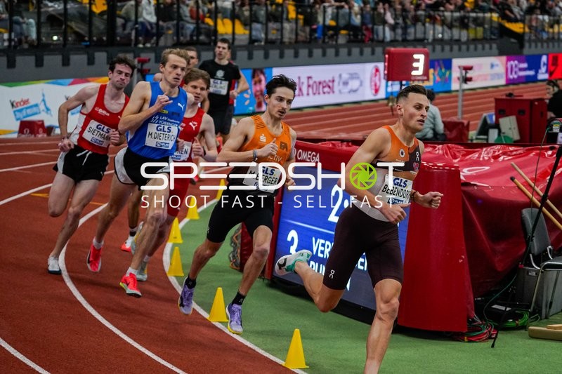 Dieterich Max führt Rennen