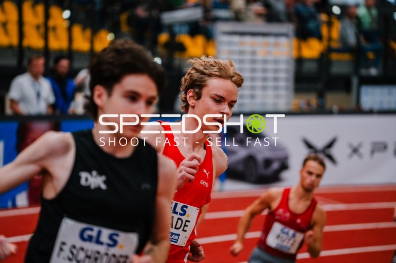 Läufer F. Schröder im Rennen