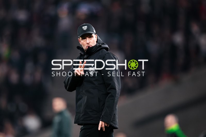 Trainer an der Seitenlinie