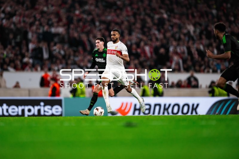 Ballkontrolle und Verteidigung