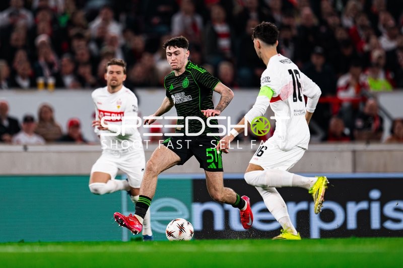 Spielszene mit Ballkontrolle