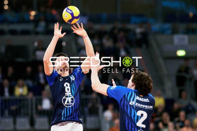 Zuspiel von Aleksa Batak (8; VfB Friedrichshafen)